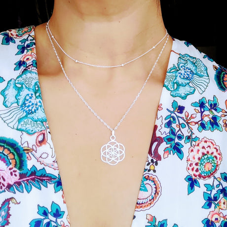 Cadena y colgante Luz